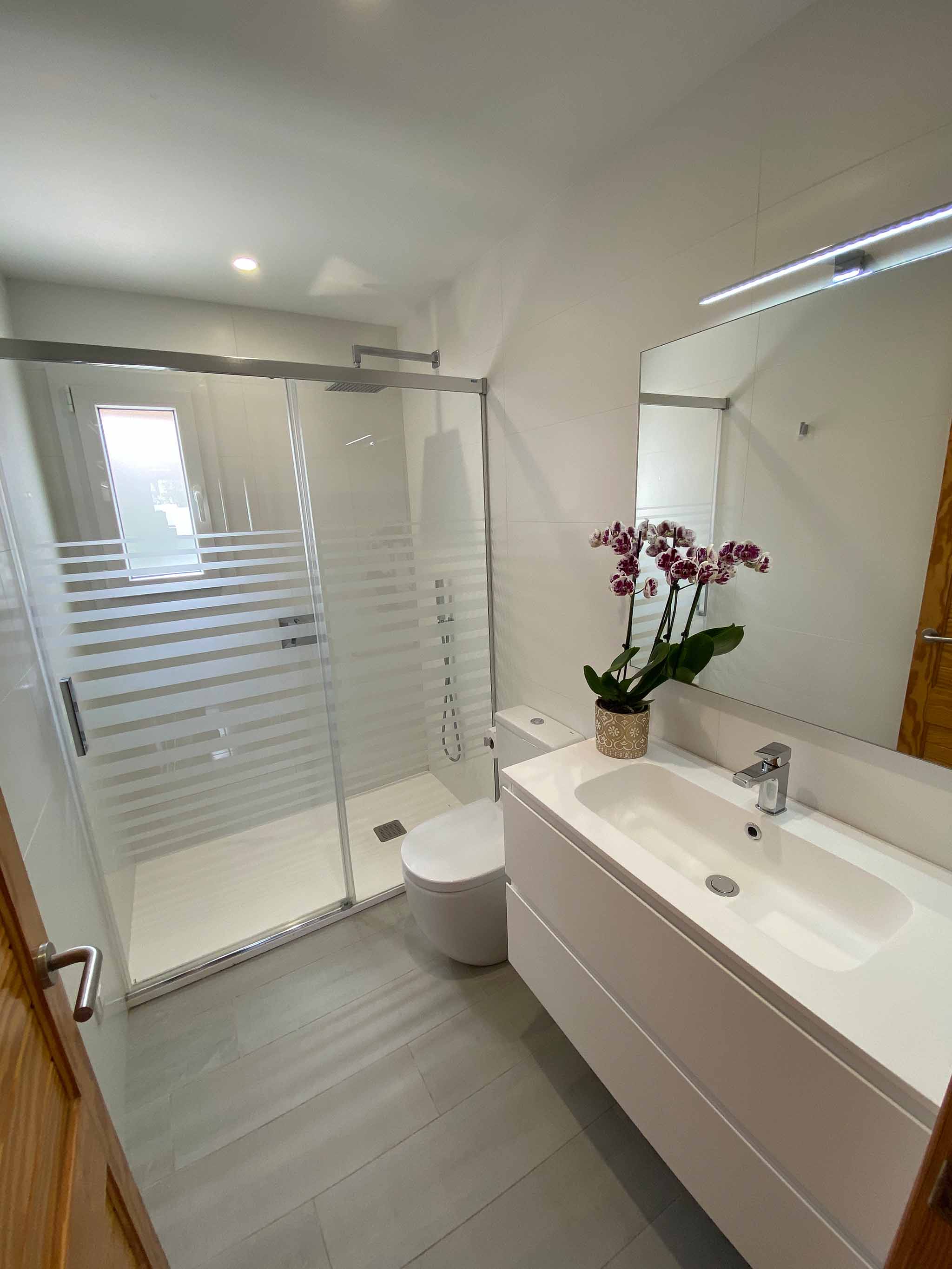 The other shower room